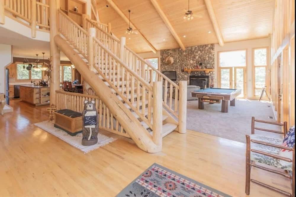 Photo of Livingroom in Lake George