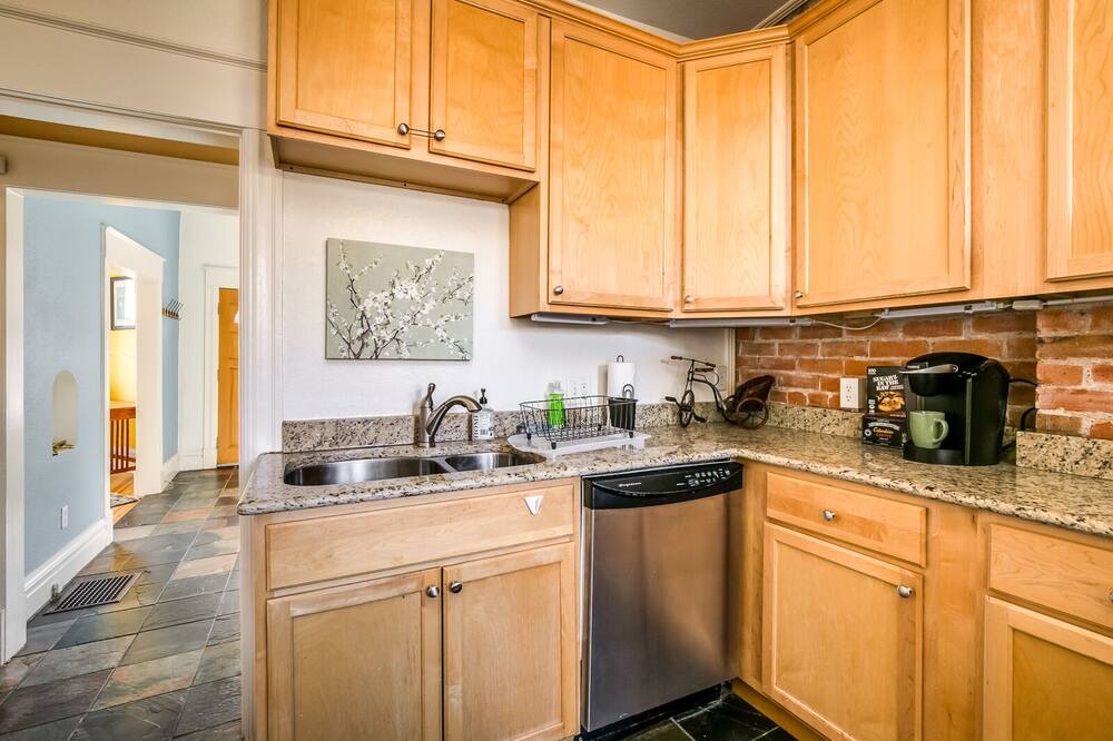 Photo of Kitchen in Newlands