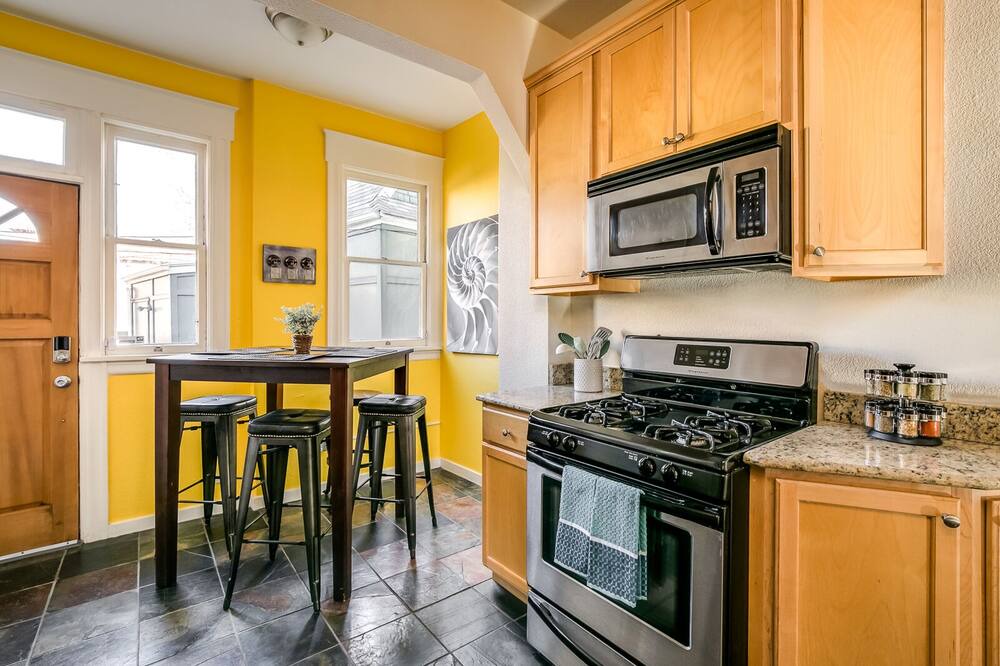 Photo of Kitchen in Newlands