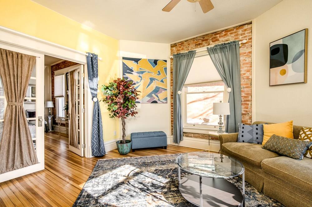 Photo of Livingroom in Newlands