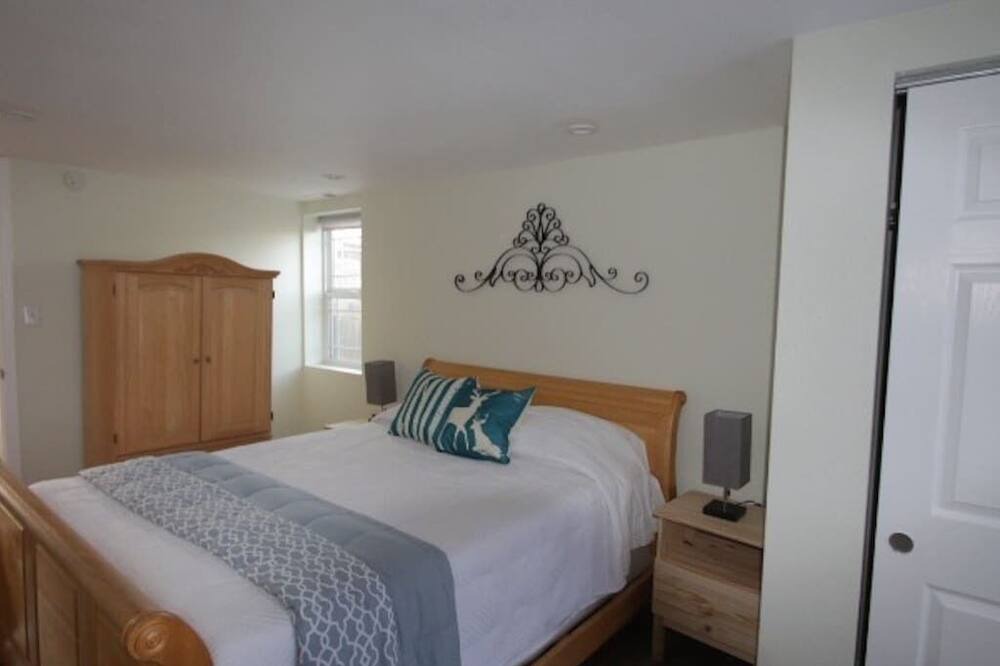 Photo of Bedroom in Berkley