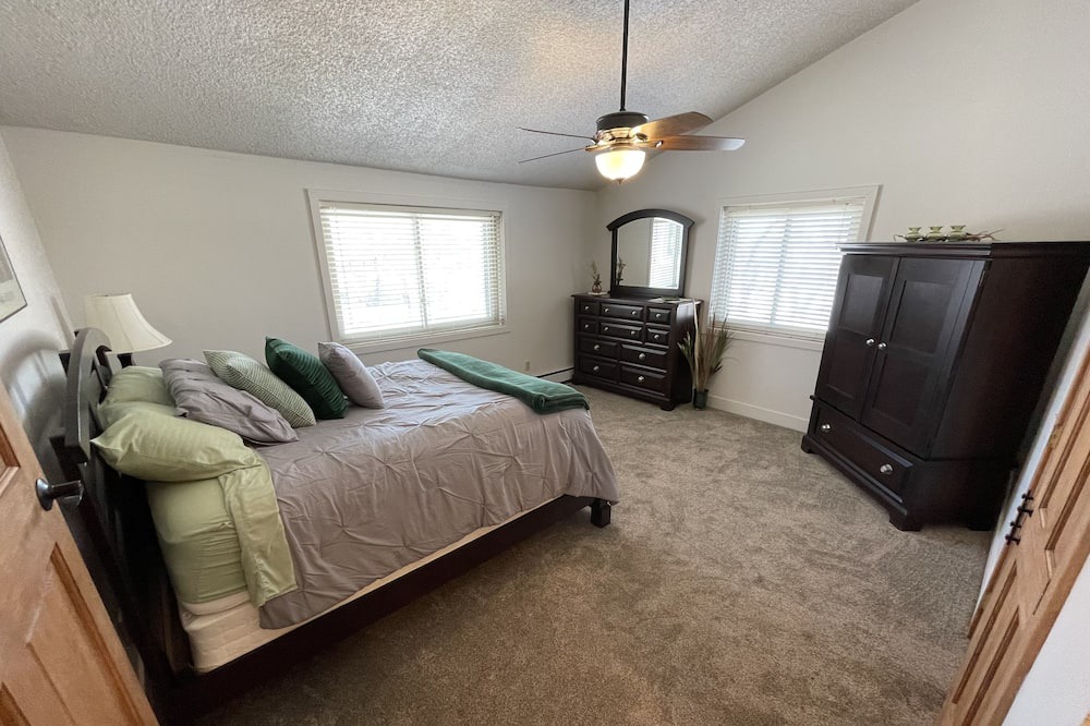 Photo of Bedroom in Mesa