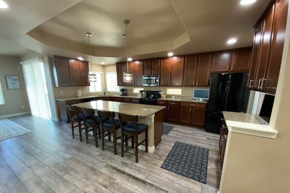 Photo of Kitchen in Cimarron Hills