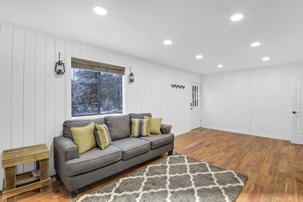 Photo of Livingroom in Doubleheader