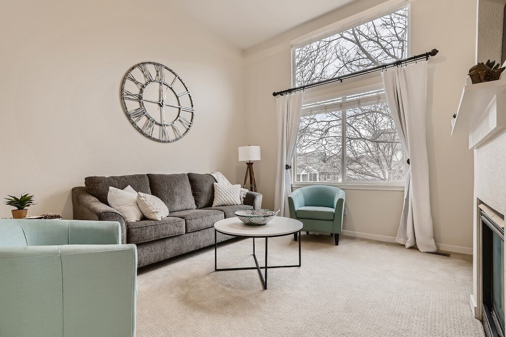 Photo of Livingroom in Lafayette