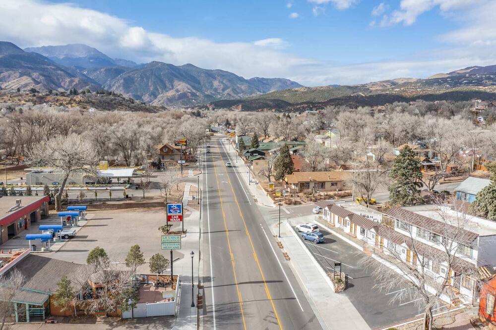 Photo of Others in West Colorado Springs