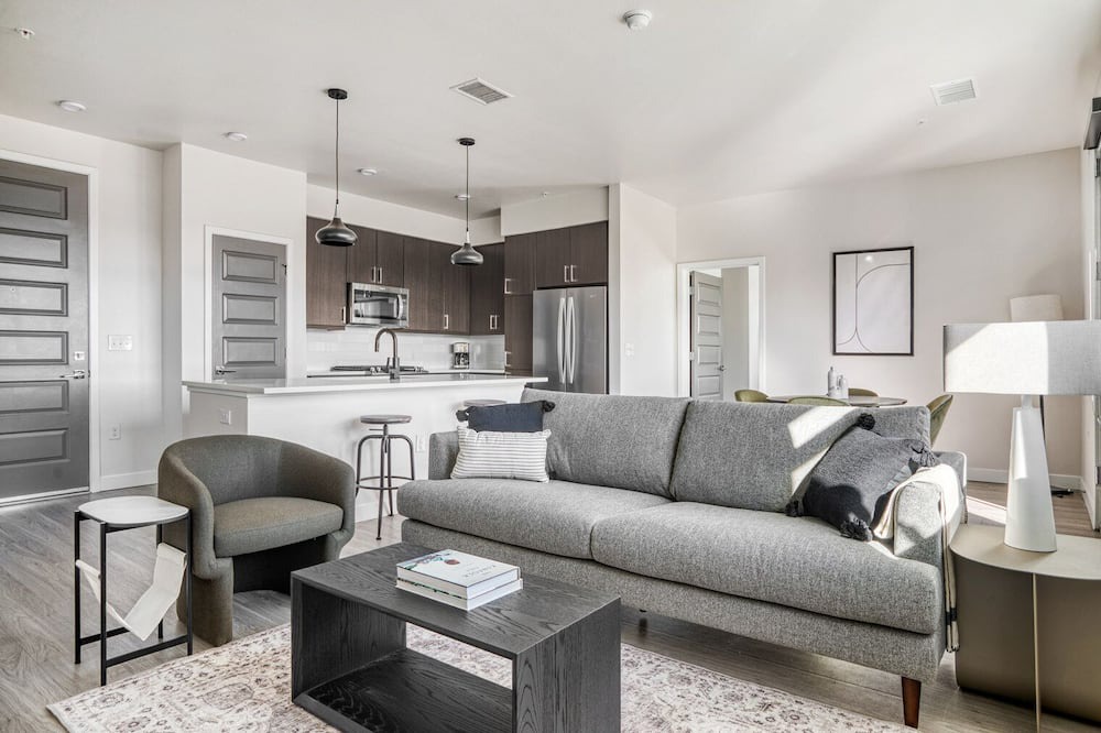 Photo of Livingroom in Ballpark