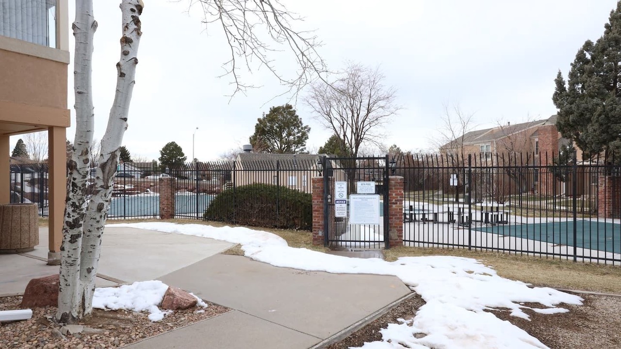 Photo of Outdoor in Dam East - West