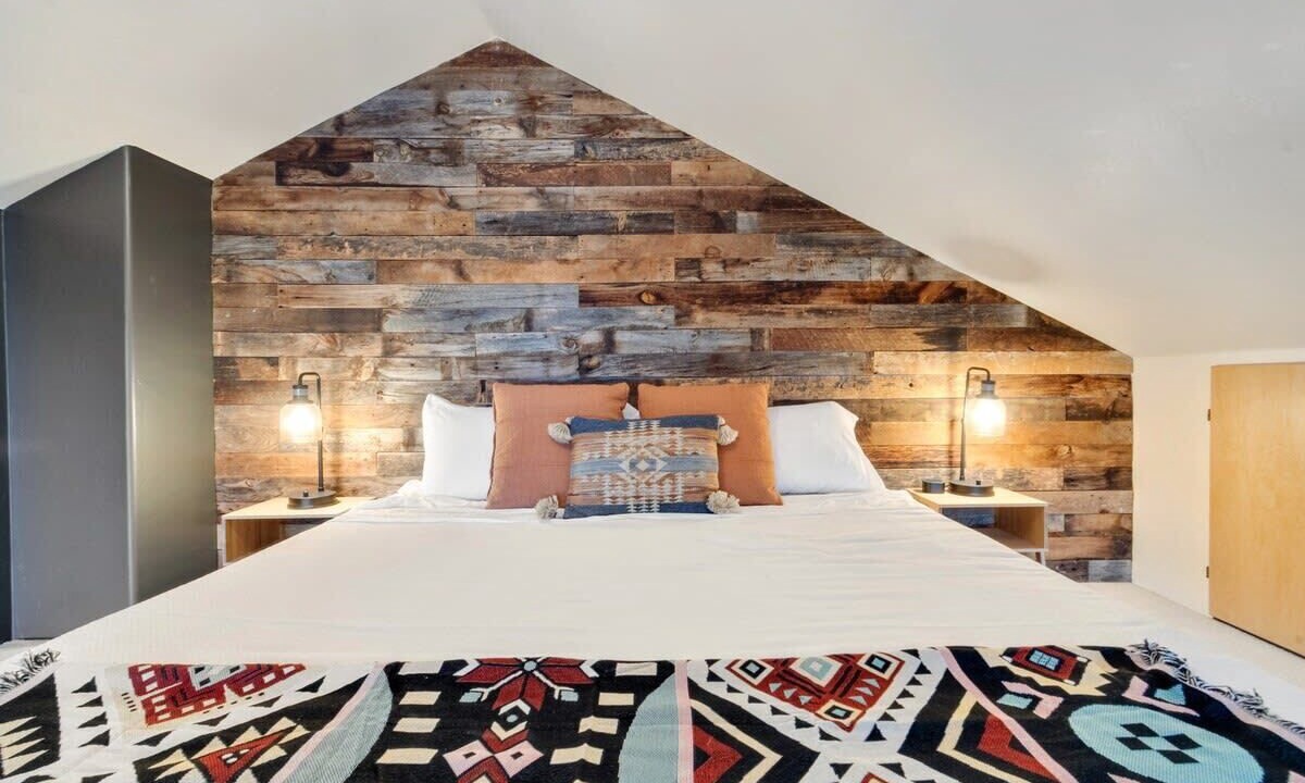 Photo of Bedroom in Saint Mary's