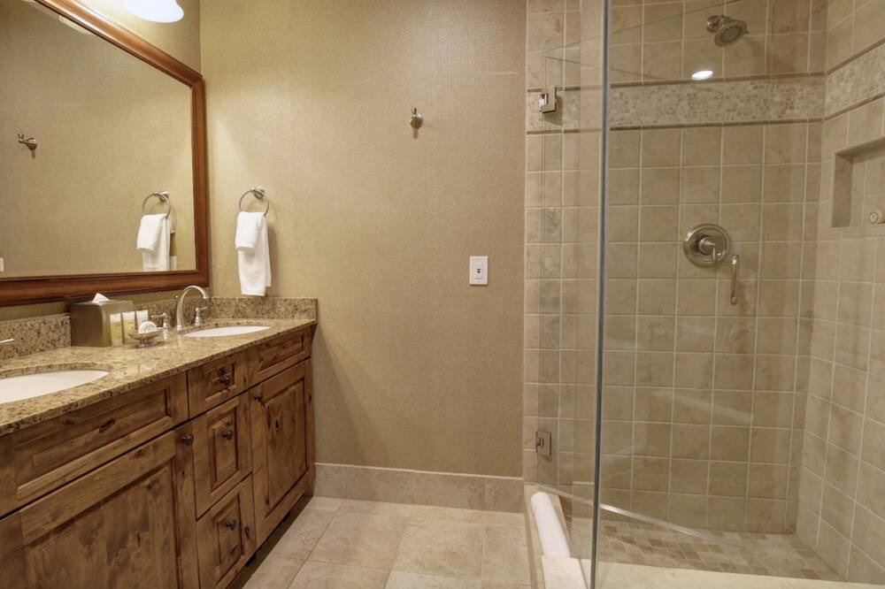 Photo of Bathroom in Breckenridge
