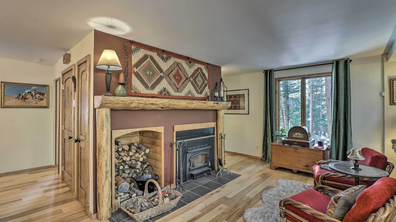 Photo of Livingroom in Saint Mary's