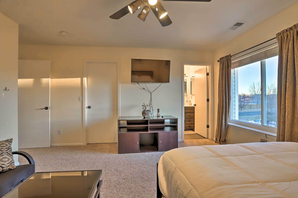 Photo of Bathroom in Green Valley Ranch
