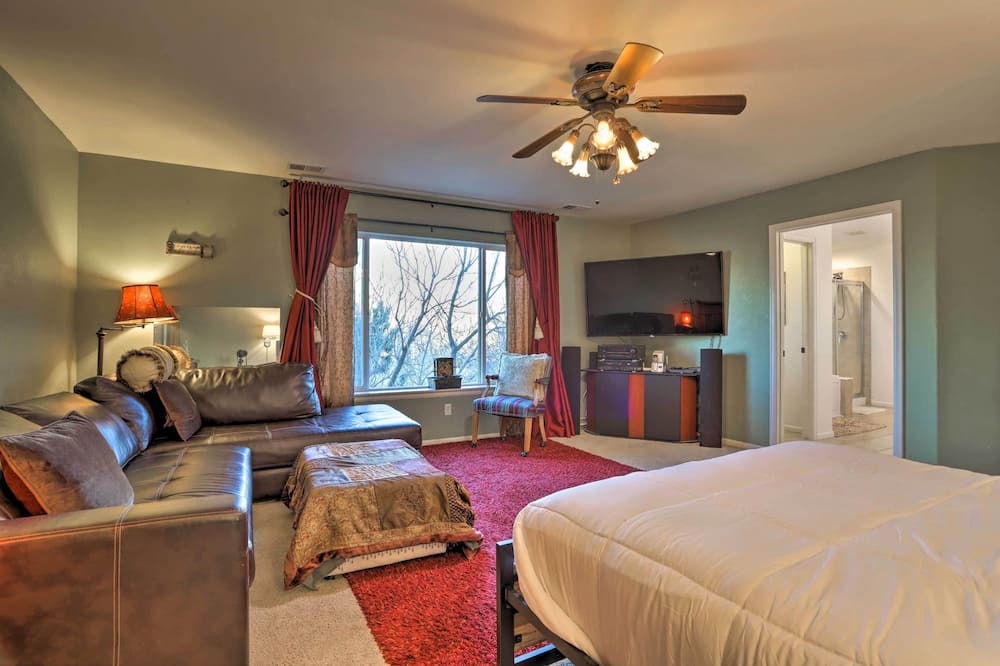 Photo of Bathroom in Green Valley Ranch