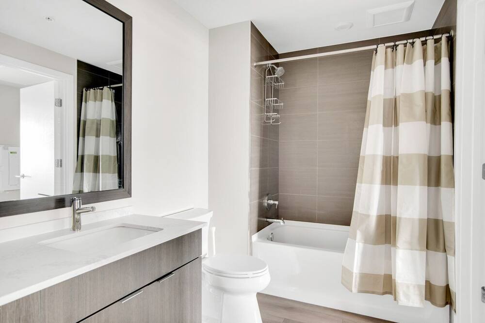 Photo of Bathroom in Hale