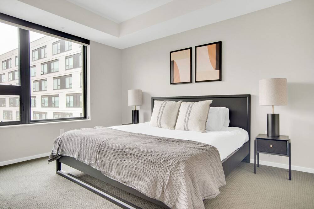 Photo of Bedroom in Hale