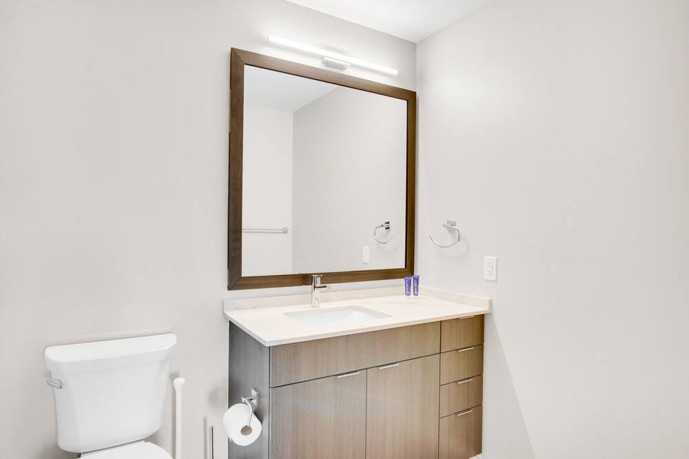 Photo of Bathroom in Hale