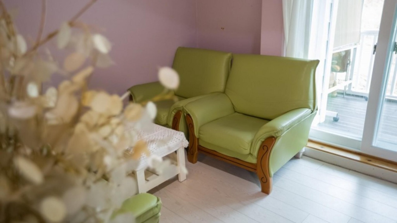 Photo of Bedroom in Buk