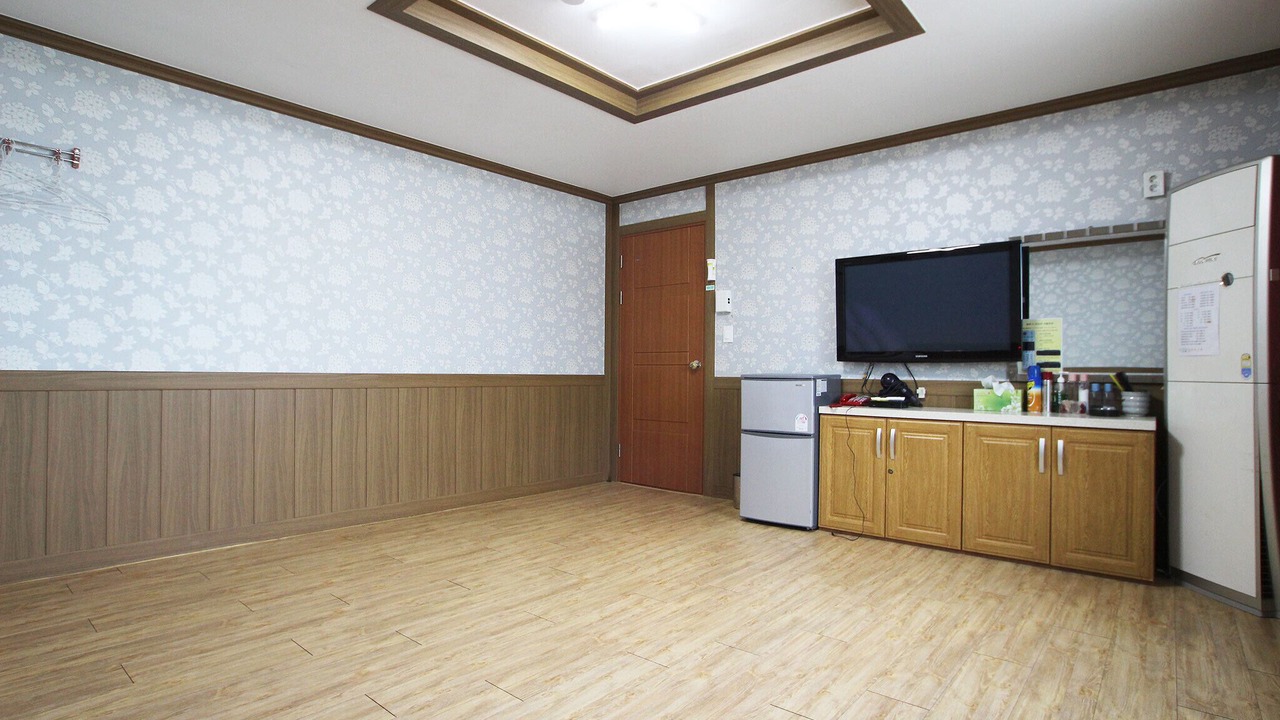Photo of Bedroom in Ulleung-gun