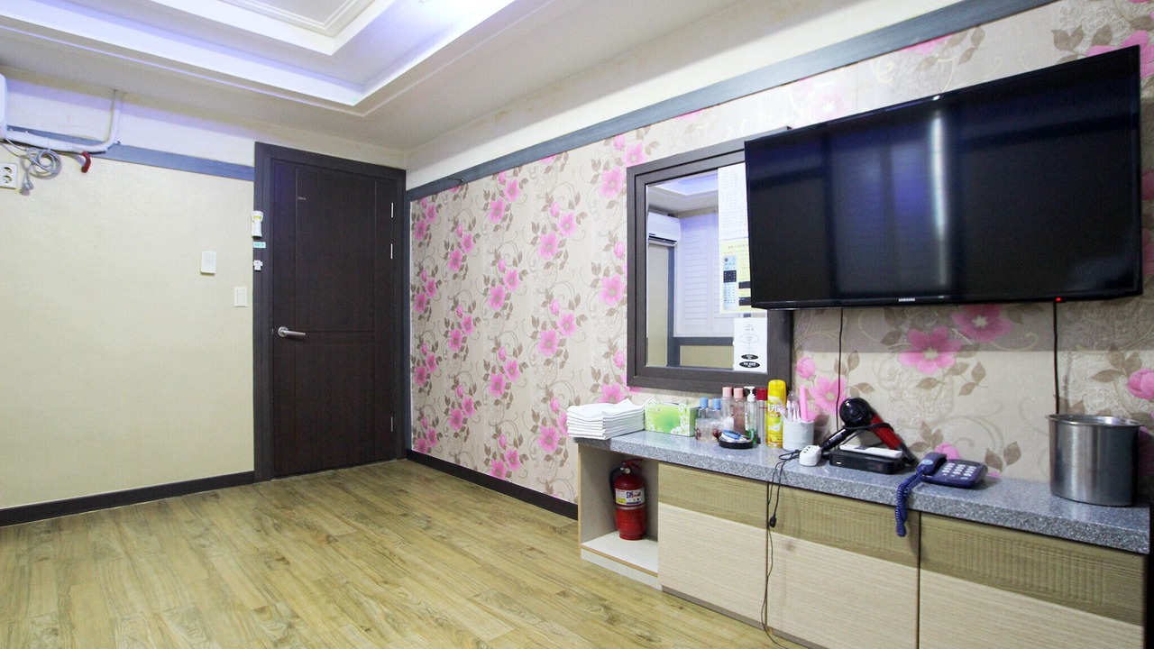 Photo of Bedroom in Ulleung-gun