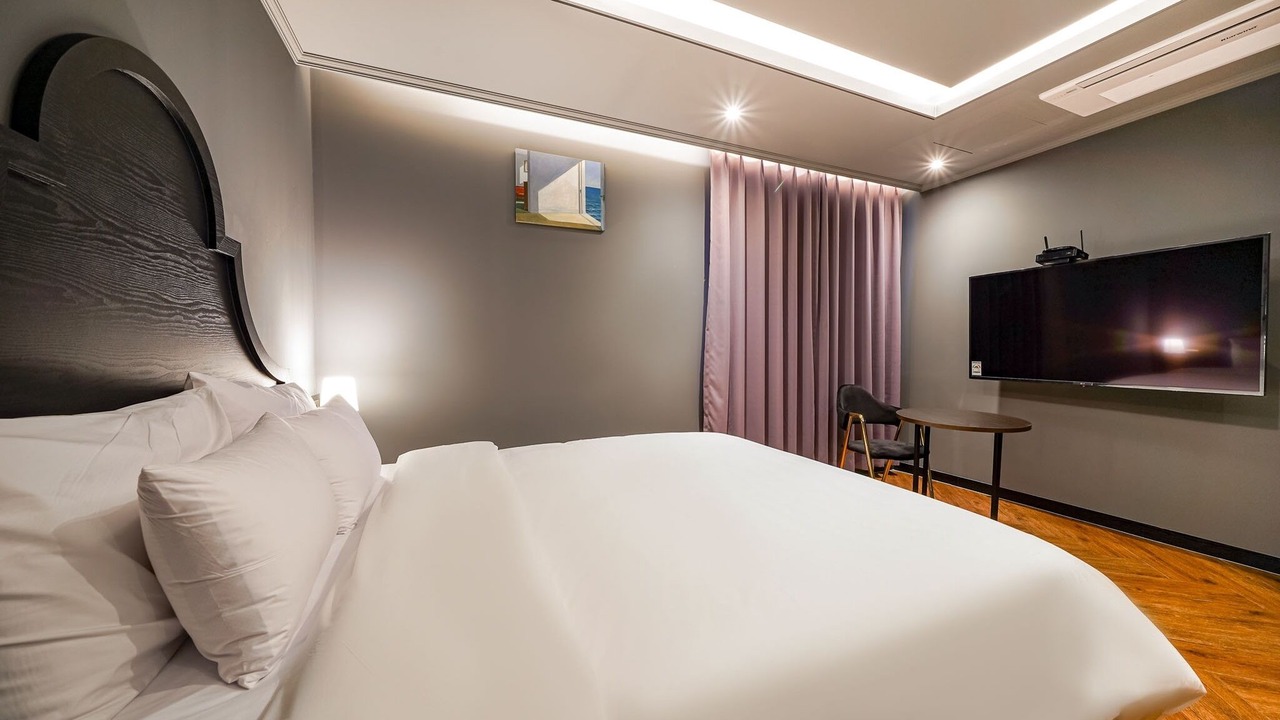 Photo of Bedroom in Samsan-dong