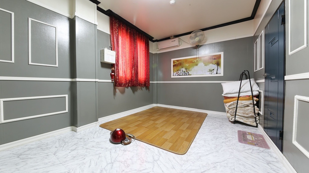 Photo of Bedroom in Iksan
