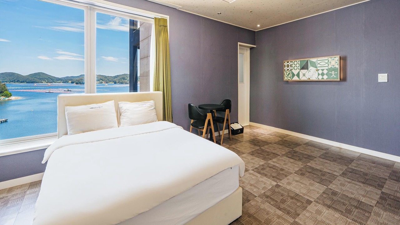 Photo of Bedroom in Tongyeong