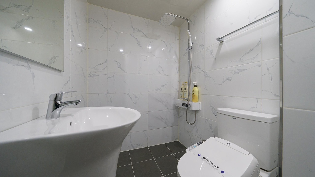 Photo of Bathroom in Gunsan