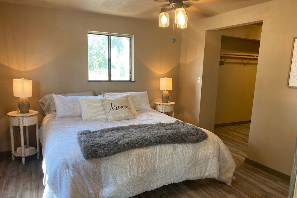 Photo of Bedroom in Walsenburg