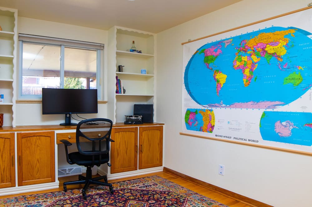 Photo of Bedroom in Lamar Heights Area