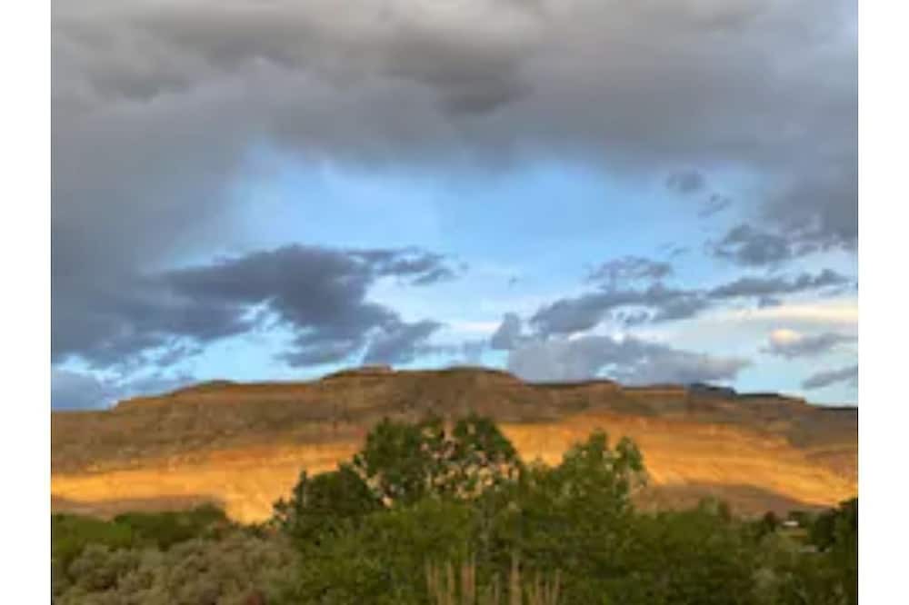 Photo of Others in Palisade