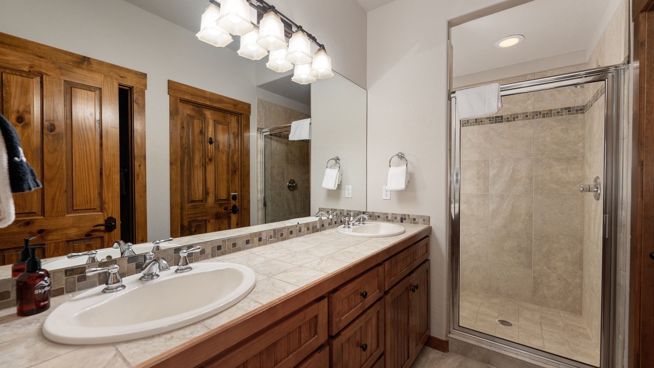 Photo of Bathroom in Bear Crossing