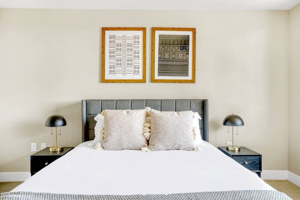 Photo of Bedroom in Cherry Creek