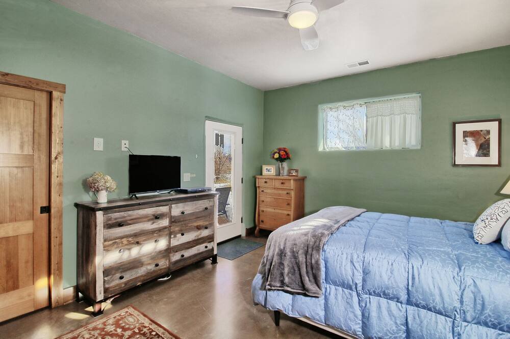 Photo of Bedroom in Mesa