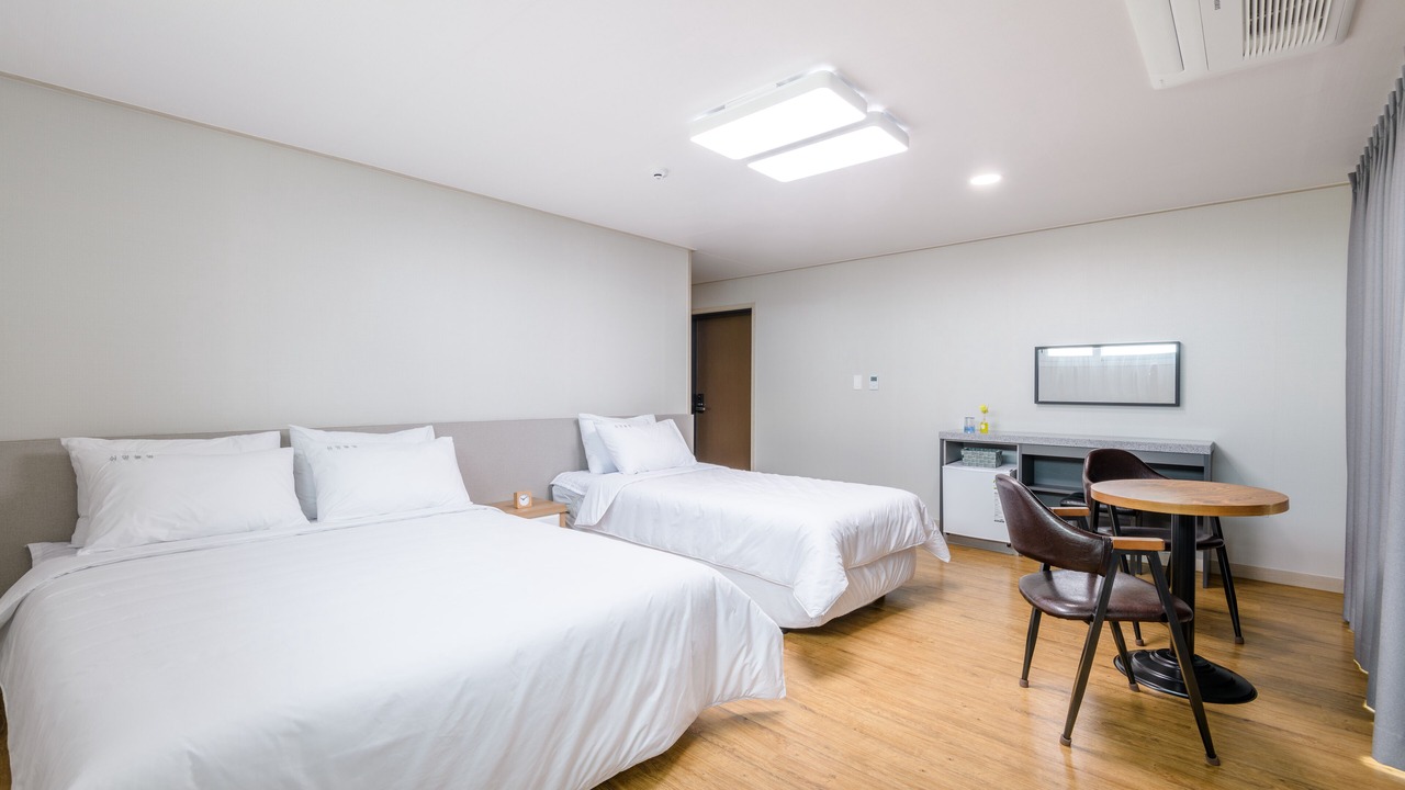 Photo of Bedroom in Hallim