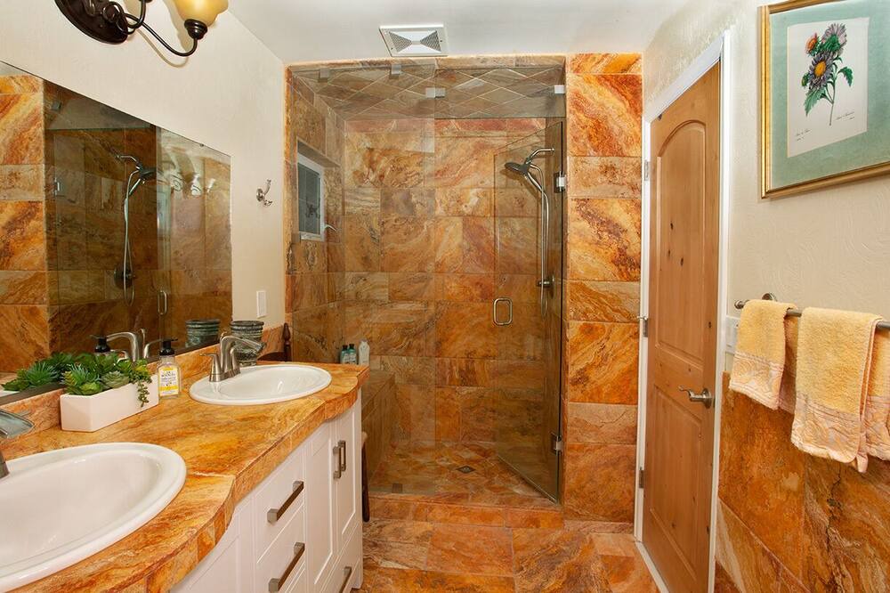 Photo of Bathroom in Boulder