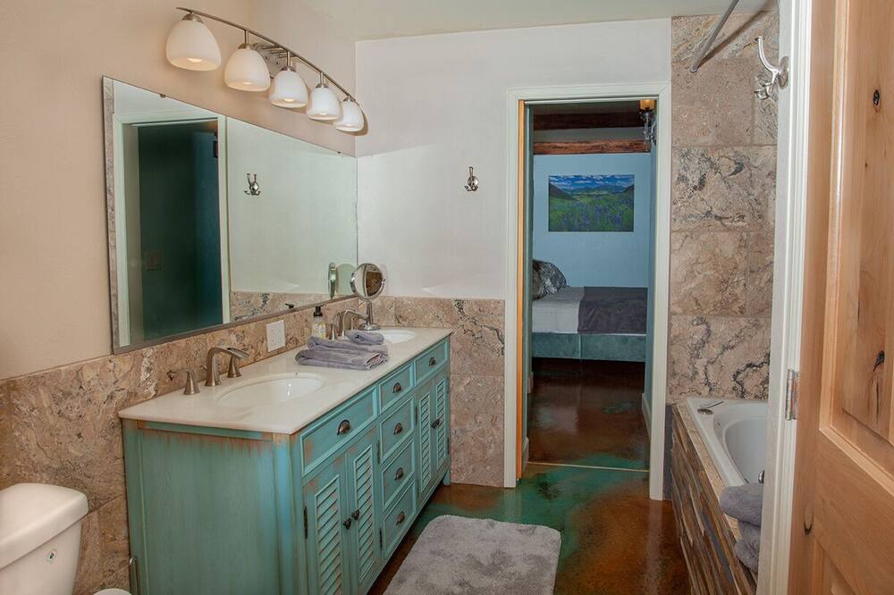 Photo of Bathroom in Boulder