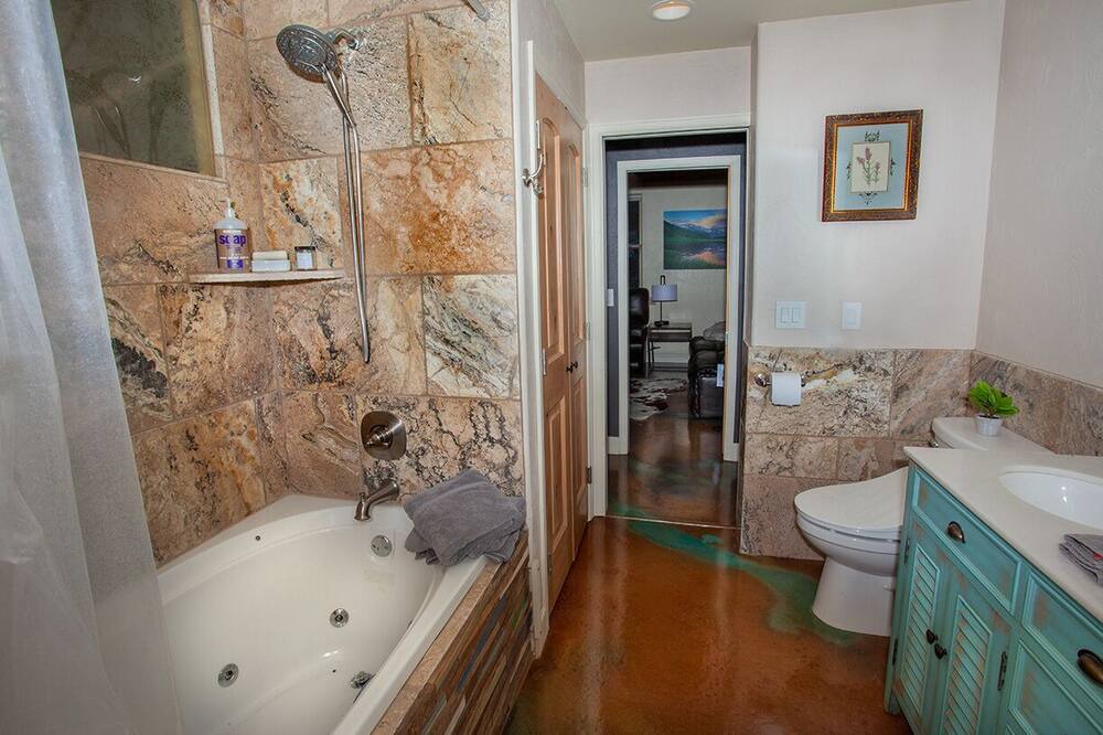 Photo of Bathroom in Boulder