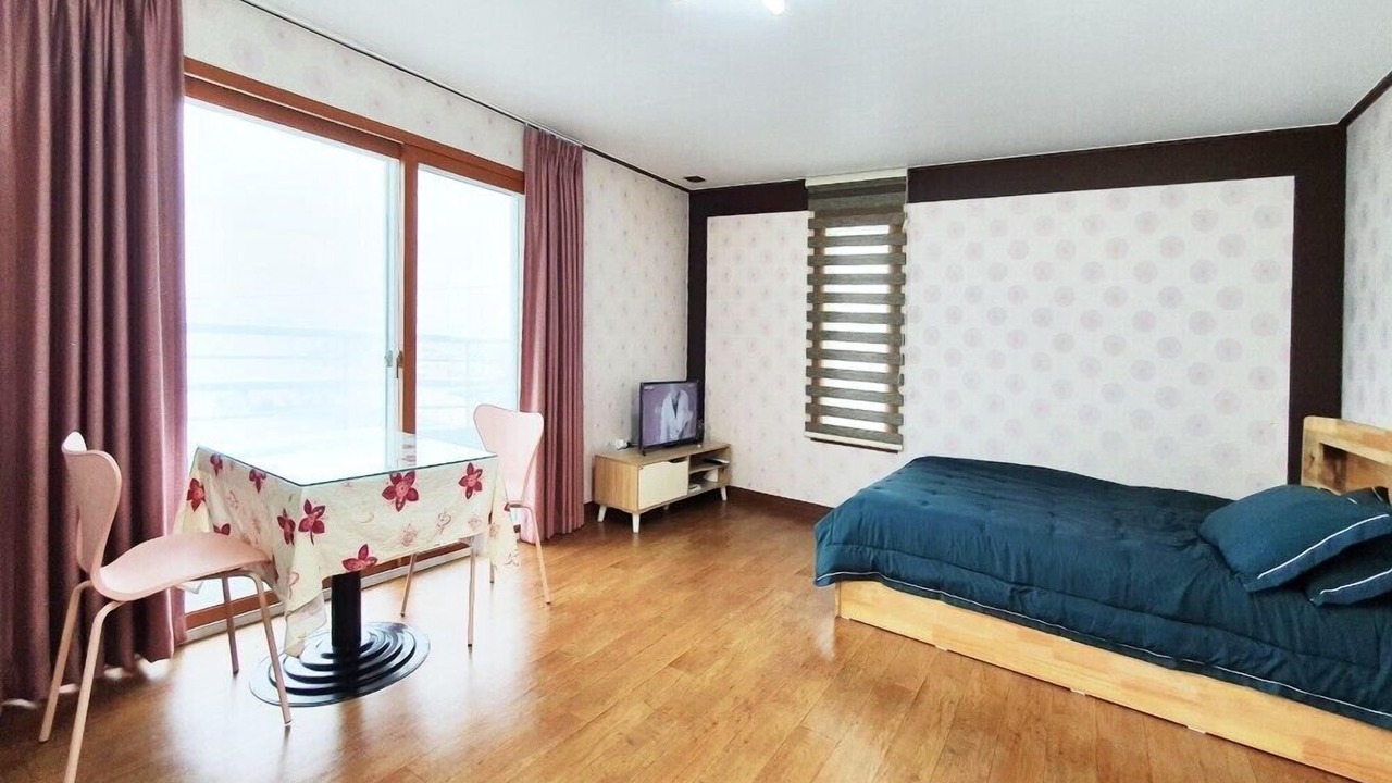 Photo of Bedroom in Pohang