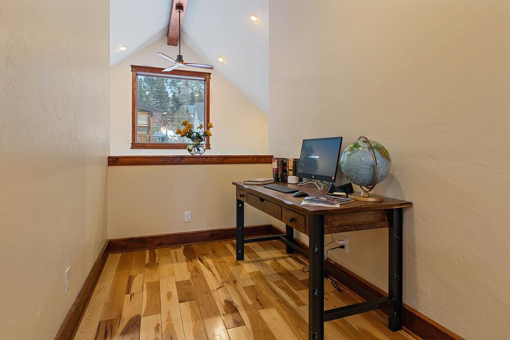 Photo of Bedroom in Historic District