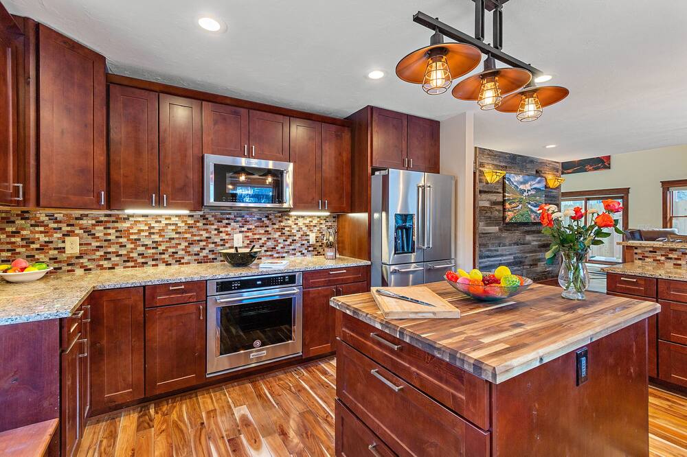 Photo of Kitchen in Historic District