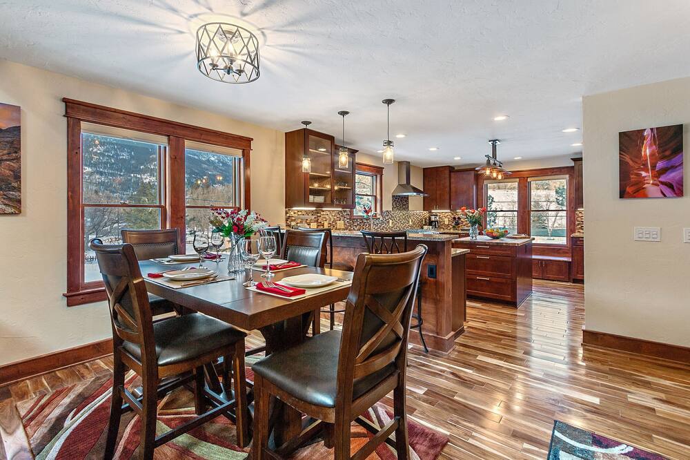 Photo of Kitchen in Historic District