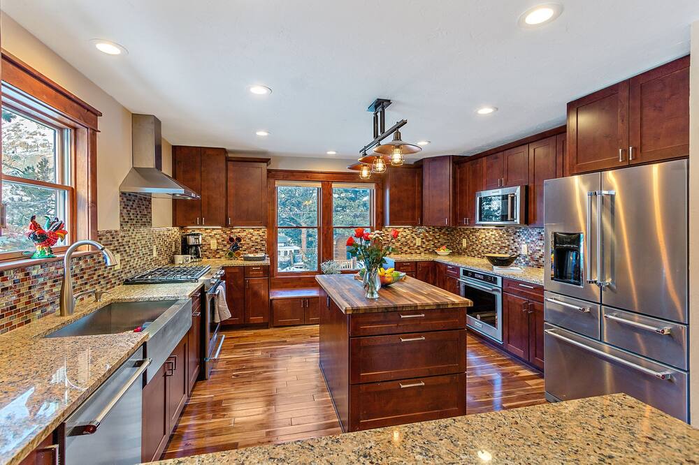 Photo of Kitchen in Historic District
