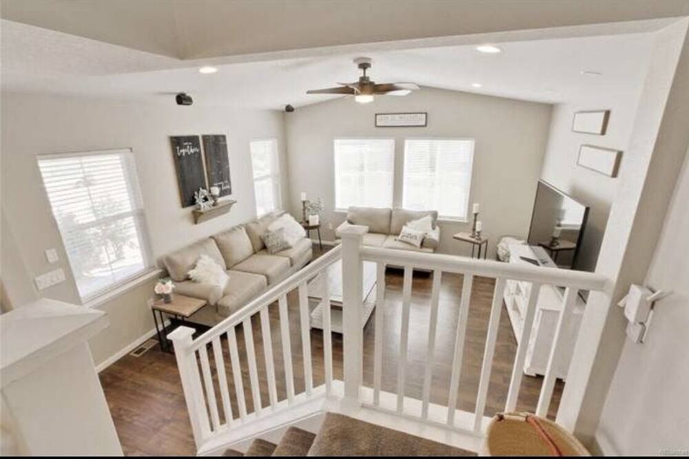Photo of Livingroom in Longmont