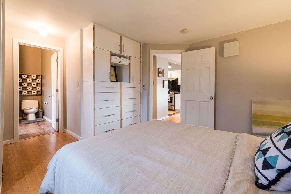 Photo of Bedroom in Louisville