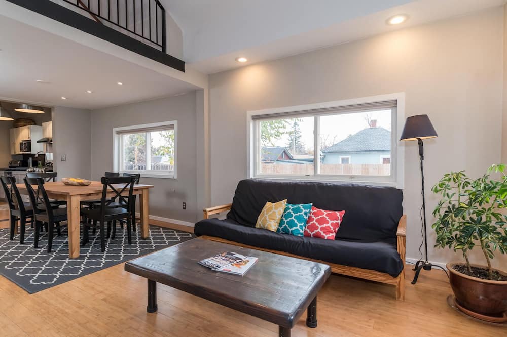 Photo of Livingroom in Louisville