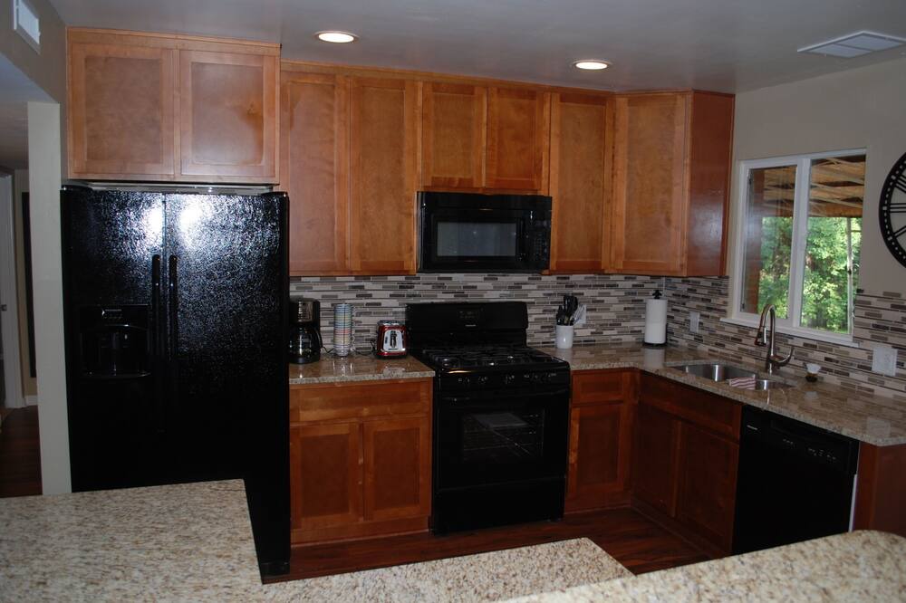 Photo of Kitchen in Jewell Heights - Hoffman Heights