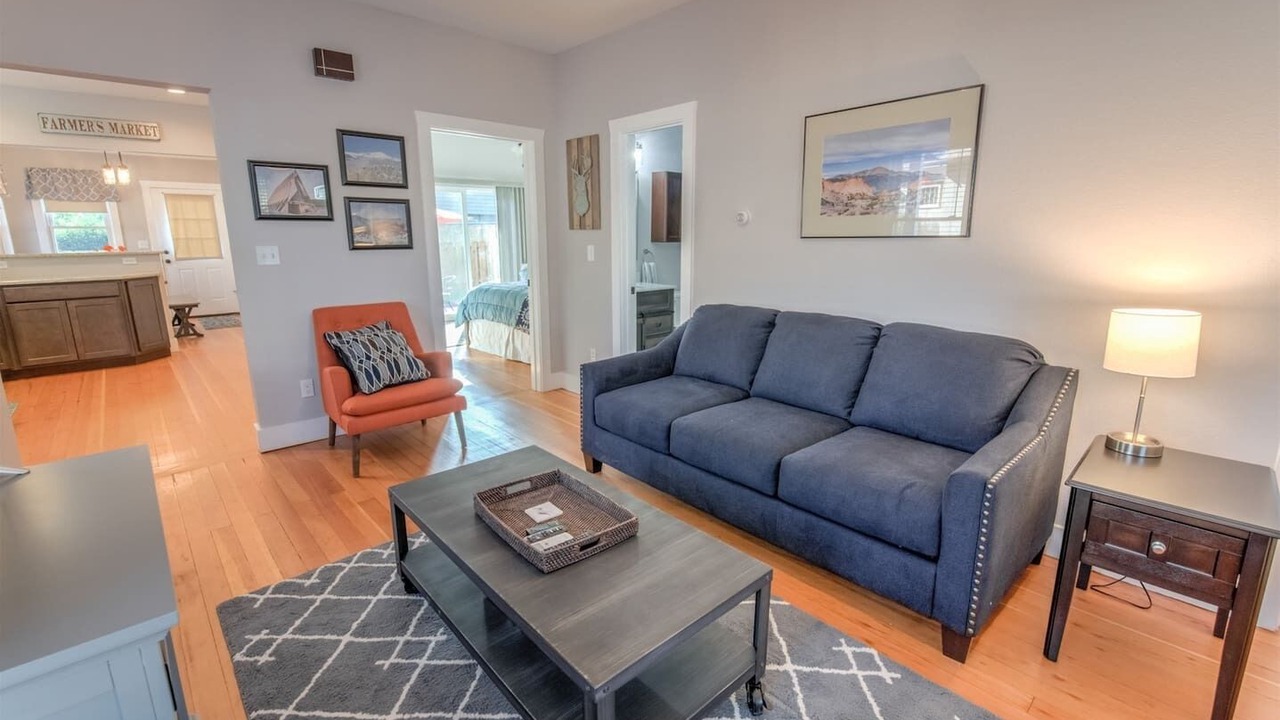 Photo of Bedroom in Broadmoor