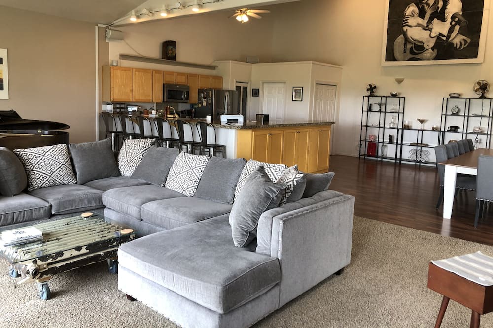 Photo of Livingroom in Durango