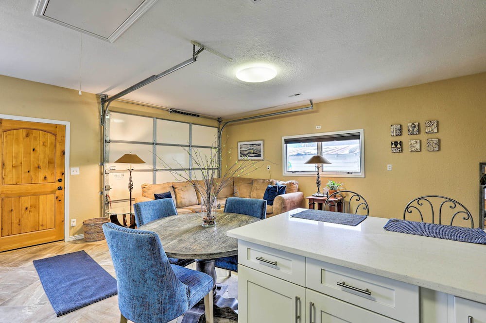 Photo of Kitchen in Creighton