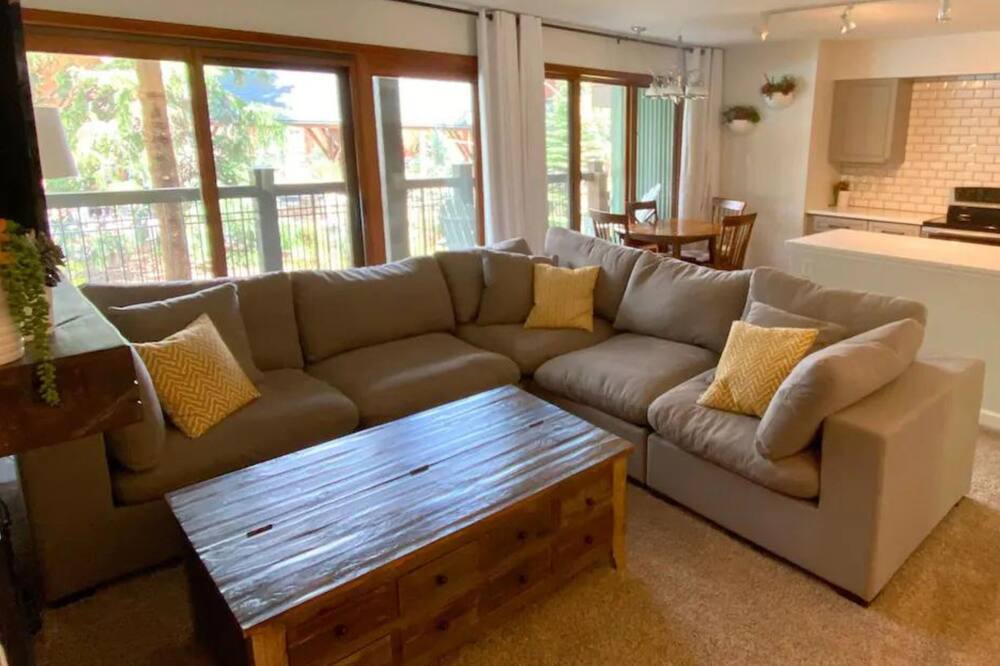 Photo of Livingroom in Warrior's Mark